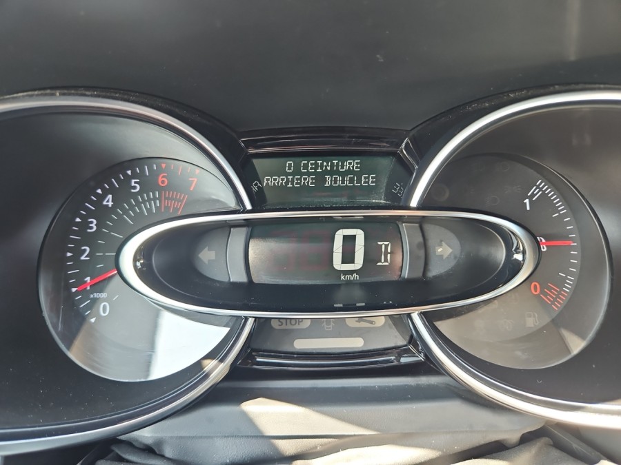 RENAULT d'occasion CLIO IV GRANDTOUR RENAULT CLIO IV ESTATE TCE 120