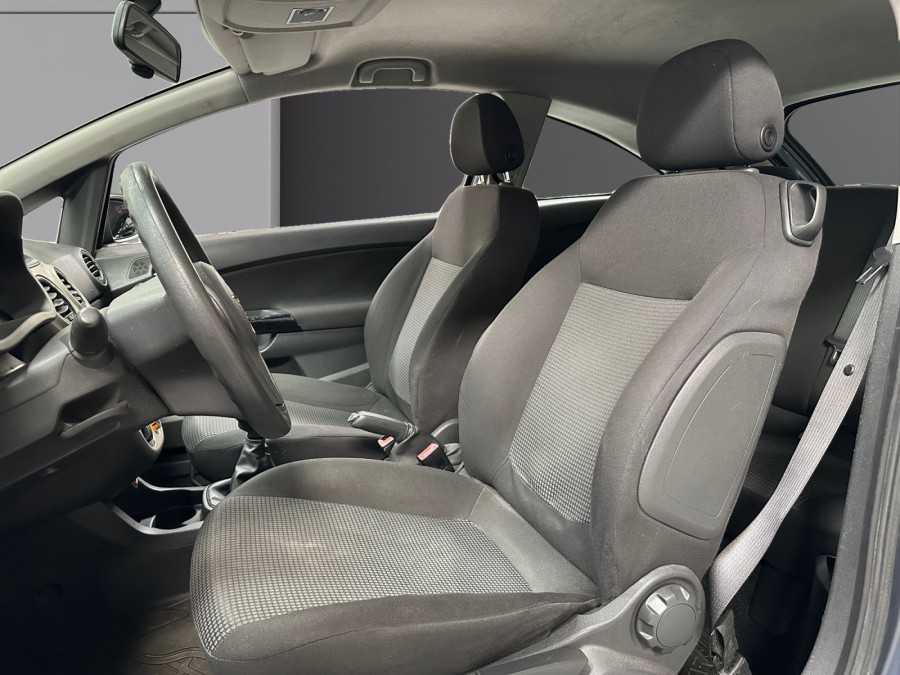 OPEL d'occasion CORSA D 1.2 TWINPORT 80 ESSENTIA BC de 2009 Lorient