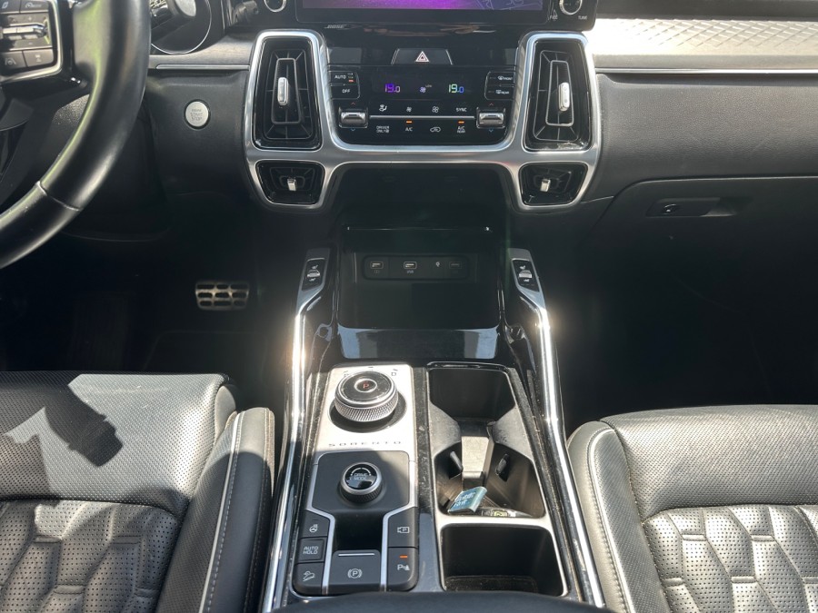 KIA d'occasion SORENTO IV 1.6 T-GDI PREMIUM 7P de 2022 Beauvais (60)﻿