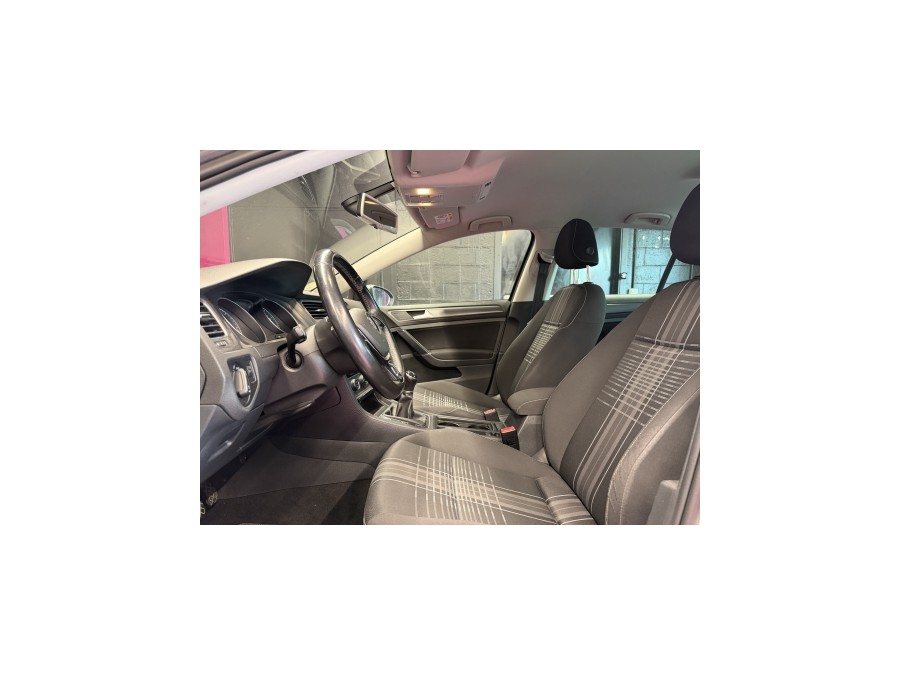 VOLKSWAGEN d'occasion GOLF 1.6 TDI 105 LOUNGE de 2015 Villebon Sur