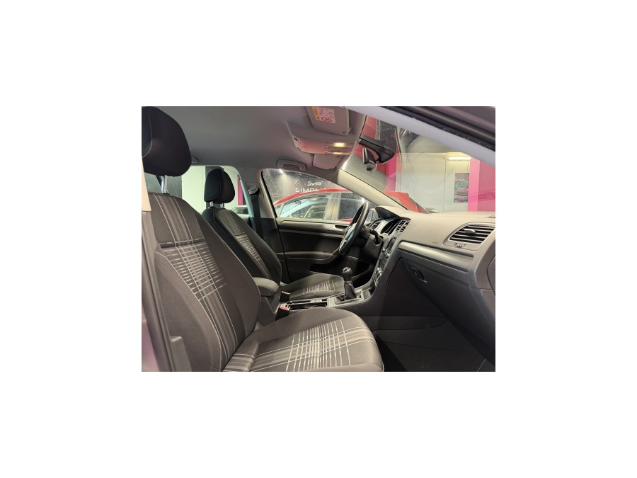 VOLKSWAGEN d'occasion GOLF 1.6 TDI 105 LOUNGE de 2015 Villebon Sur