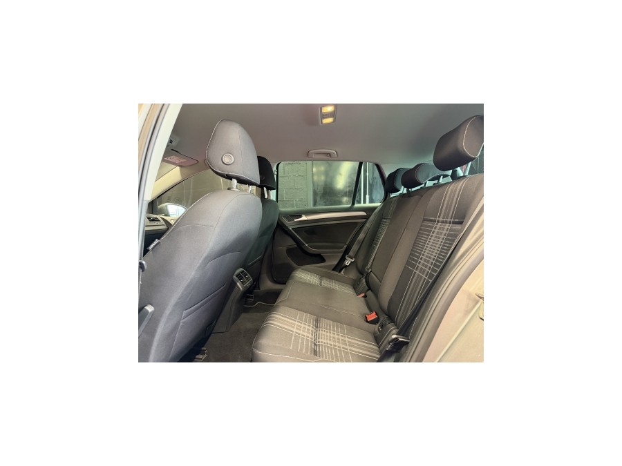 VOLKSWAGEN d'occasion GOLF 1.6 TDI 105 LOUNGE de 2015 Villebon Sur