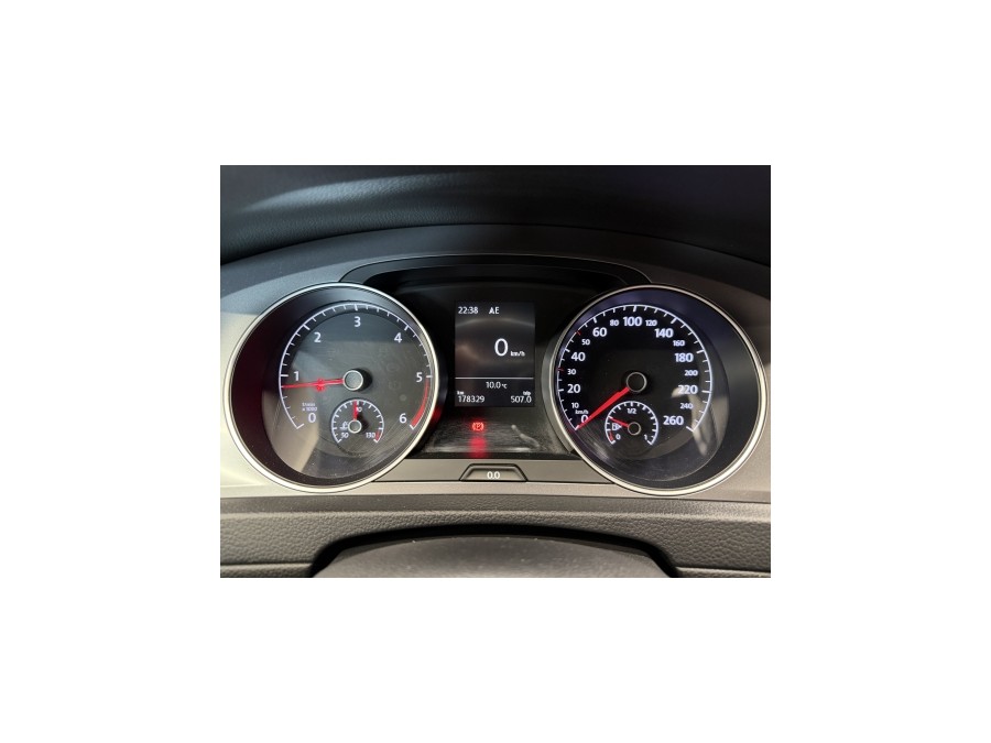 VOLKSWAGEN d'occasion GOLF 1.6 TDI 105 LOUNGE de 2015 Villebon Sur