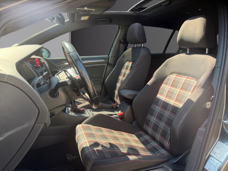 VOLKSWAGEN d'occasion GOLF VII GTI de 2019 Lyon Nord (69)﻿