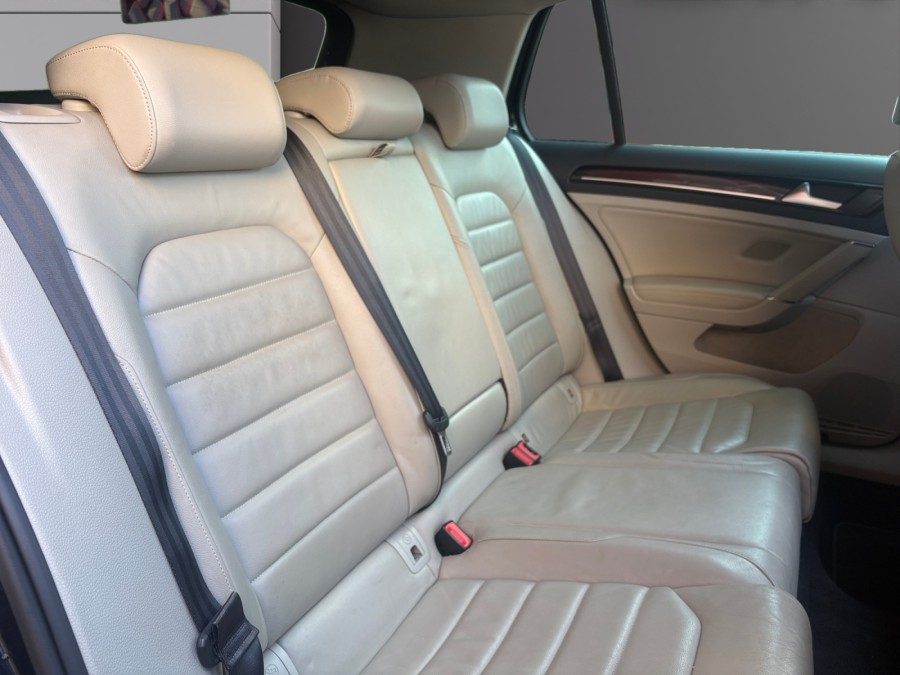 VOLKSWAGEN d'occasion GOLF VII 2.0 TDI 150 LOUNGE DSG de 2013 Méry