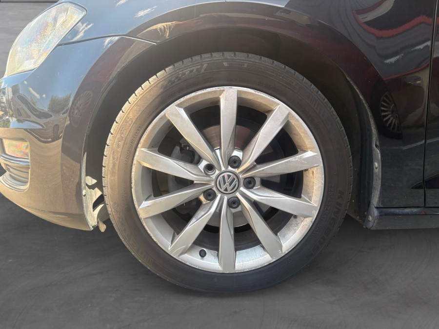 VOLKSWAGEN d'occasion GOLF VII 2.0 TDI 150 LOUNGE DSG de 2013 Méry