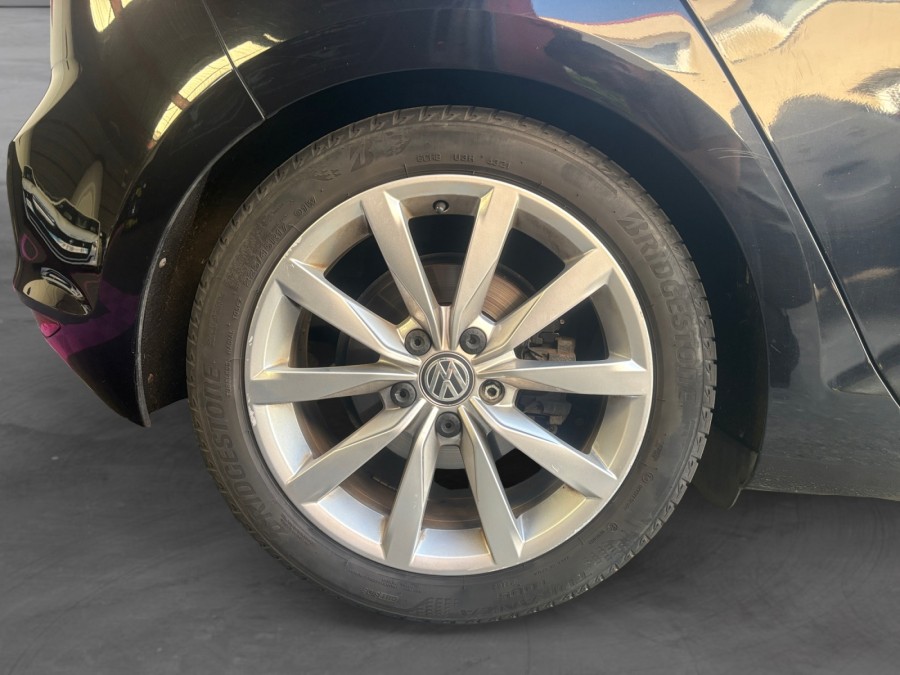 VOLKSWAGEN d'occasion GOLF VII 2.0 TDI 150 LOUNGE DSG de 2013 Méry