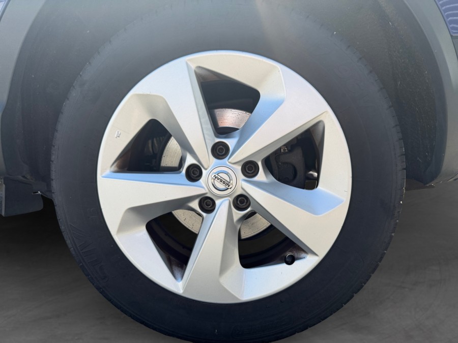 NISSAN d'occasion QASHQAI II 1.5 DCI 110 VISIA PH2 de 2017 Vannes