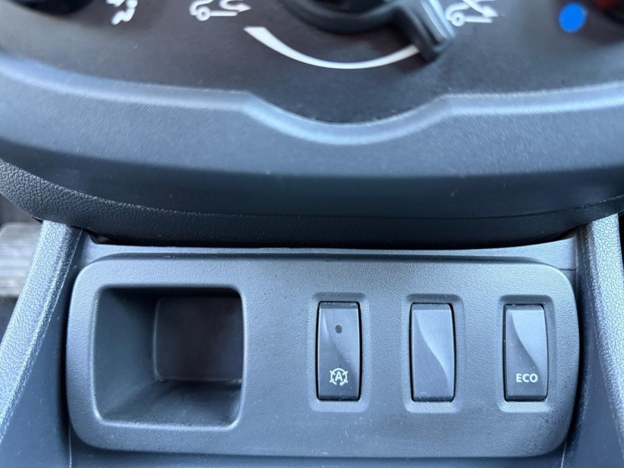 DACIA d'occasion DUSTER SCE 115 de 2016 Tours (37)﻿