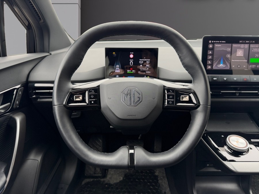 MG d'occasion 4 204ch 64kWh de 2023 Pontarlier (25)﻿