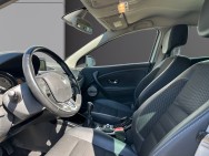 RENAULT d'occasion MEGANE III GRANDTOUR 1.6 DCI 130 ZEN de 2015 Salon
