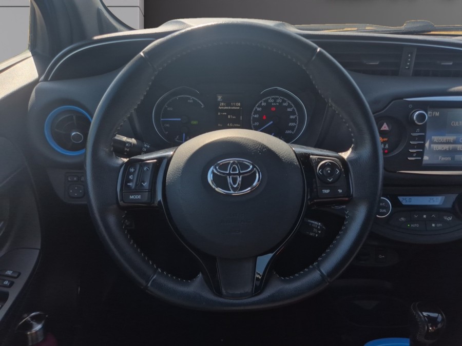 TOYOTA d'occasion YARIS TOYOTA YARIS Collection de 2019 Royan (17)﻿
