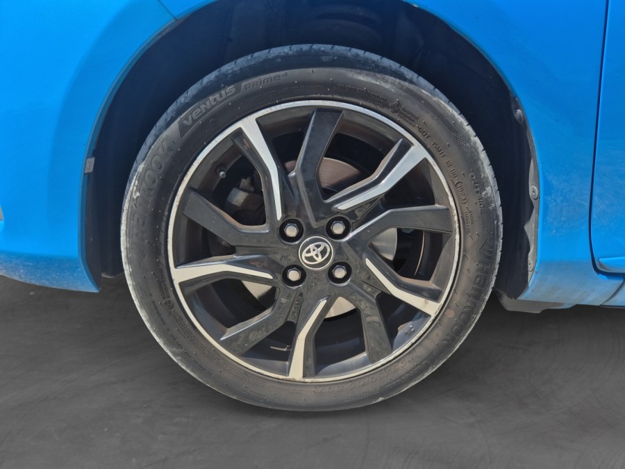 TOYOTA d'occasion YARIS TOYOTA YARIS Collection de 2019 Royan (17)﻿