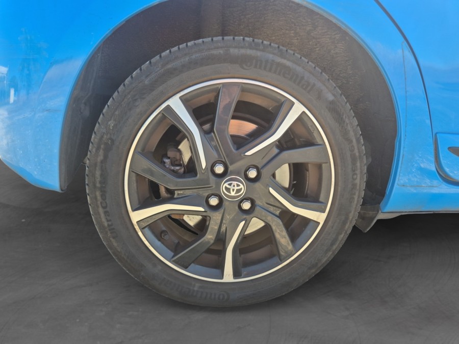 TOYOTA d'occasion YARIS TOYOTA YARIS Collection de 2019 Royan (17)﻿