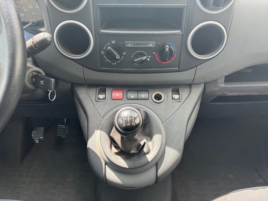 PEUGEOT d'occasion PARTNER CAMIONNETTE/MONOSPACE LONG 1.6 BLUE HDI
