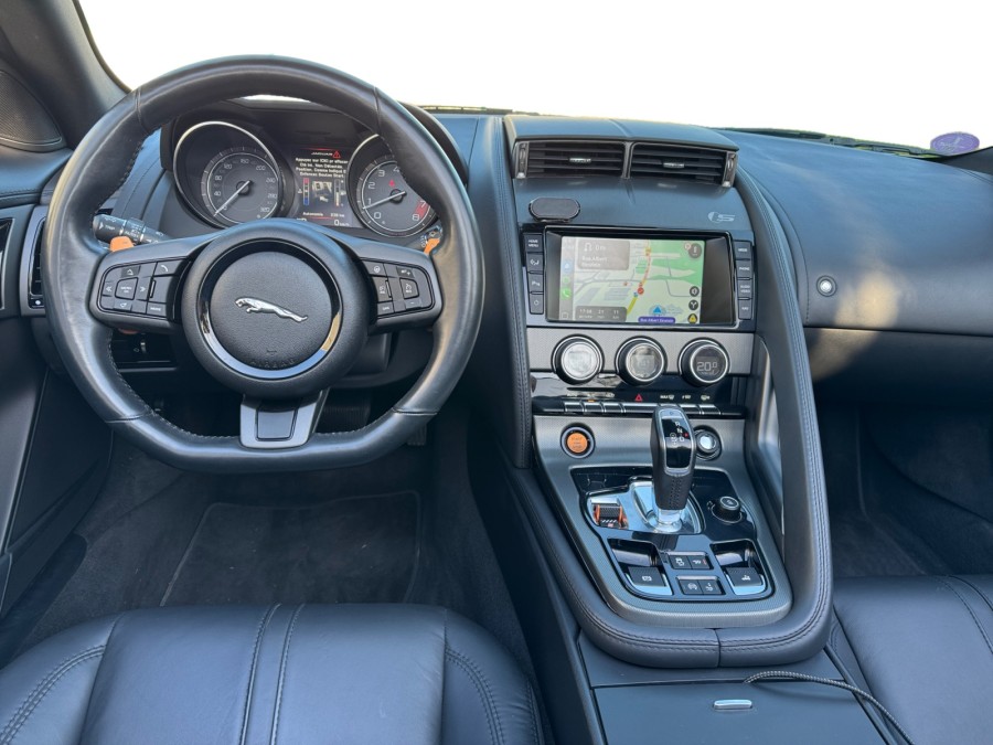 JAGUAR d'occasion F-TYPE DECAPOTABLE 5.0 V8 550 R de 2015 Saint