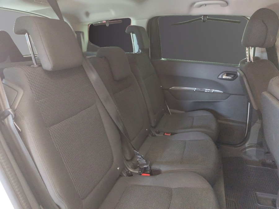 PEUGEOT d'occasion 5008 1.6 HDI 115 ACCESS de 2015 Amiens (80)﻿