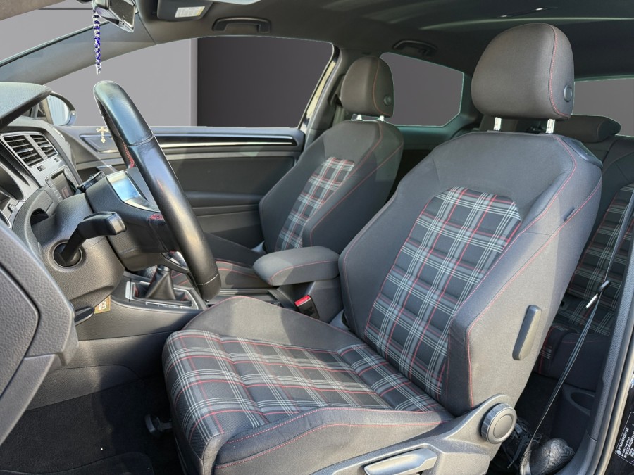 VOLKSWAGEN d'occasion GOLF 2.0 TSI 220 GTI de 2013 Toulouse Sud (31)﻿