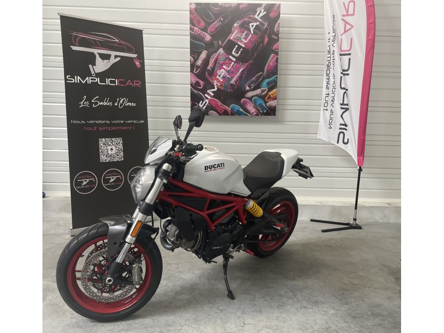 DUCATI d'occasion M797 Monster de 2017 Les Sables d'Olonne (85)﻿