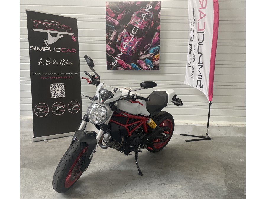DUCATI d'occasion M797 Monster de 2017 Les Sables d'Olonne (85)﻿