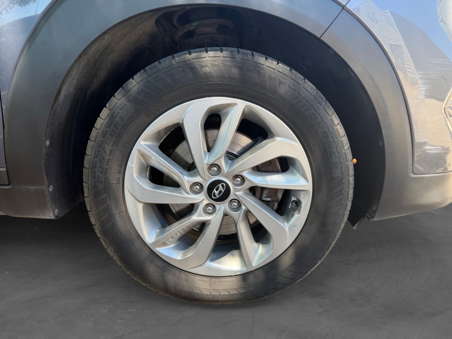 HYUNDAI d'occasion TUCSON 1.7 CRDI 141 BUSINES DCT de 2017 Nîmes (30)﻿