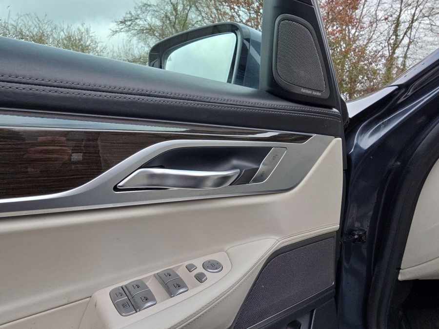 BMW d'occasion SERIE 7 730D XD M SPORT de 2018 Angers (49)﻿