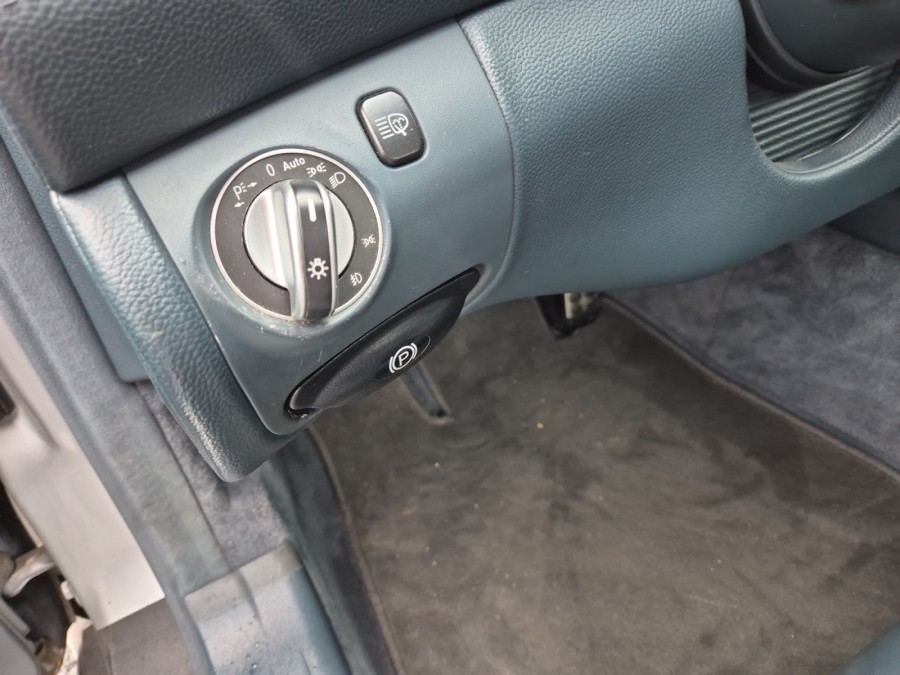 MERCEDES d'occasion CLASSE SL SL 500 ROADSTER de 2001 Angers (49)﻿