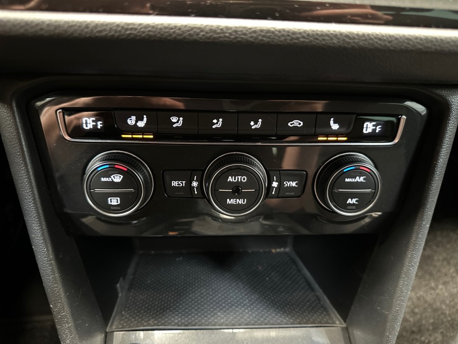 VOLKSWAGEN d'occasion TIGUAN 2.0 TDI 150 4X2 DSG PH2 de 2018 St Jean