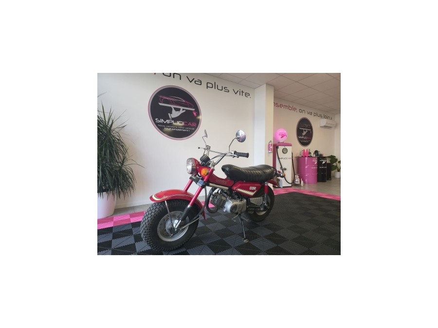 SUZUKI d'occasion RV90 RV90 de 1973 Vichy (03)﻿