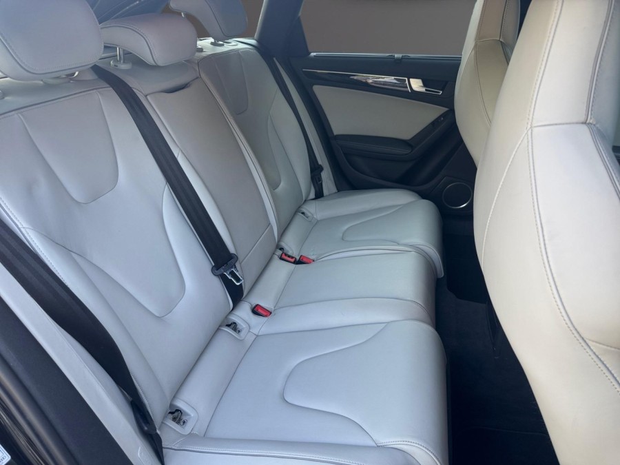 AUDI d'occasion RS4 AUDI RS4 V8 4.2 QUATTRO de 2015 Nord Isère (38)﻿
