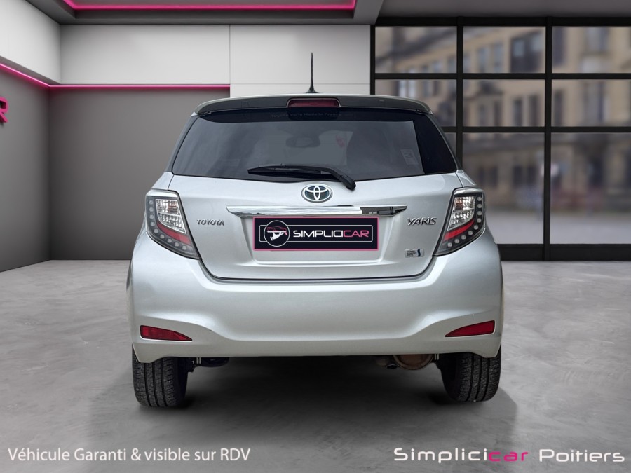 TOYOTA d'occasion YARIS 1.0 VVTI 70 ULTIMATE de 2014 Poitiers (86)﻿