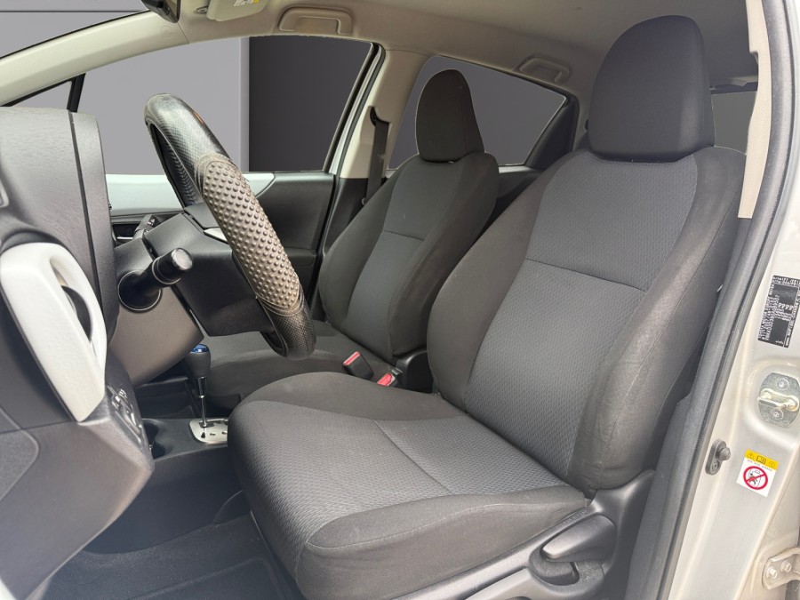 TOYOTA d'occasion YARIS 1.0 VVTI 70 ULTIMATE de 2014 Poitiers (86)﻿