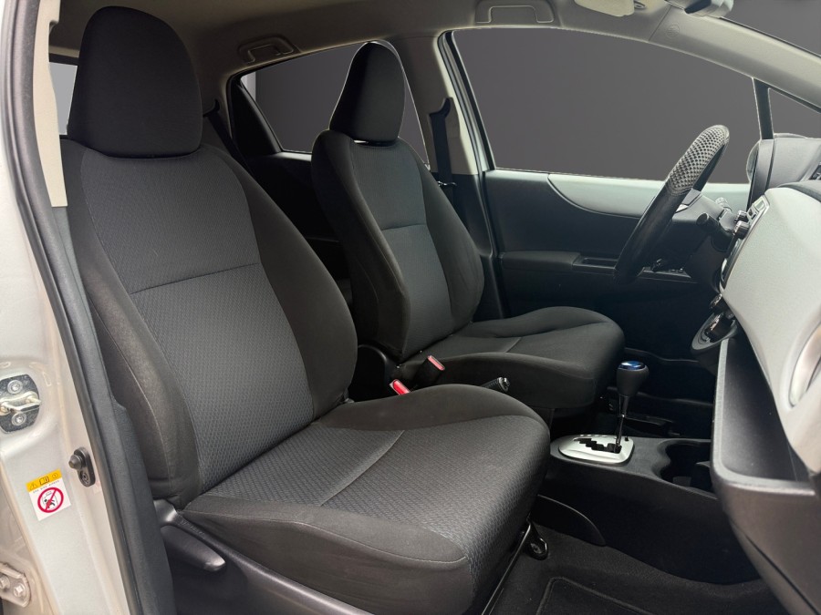 TOYOTA d'occasion YARIS 1.0 VVTI 70 ULTIMATE de 2014 Poitiers (86)﻿