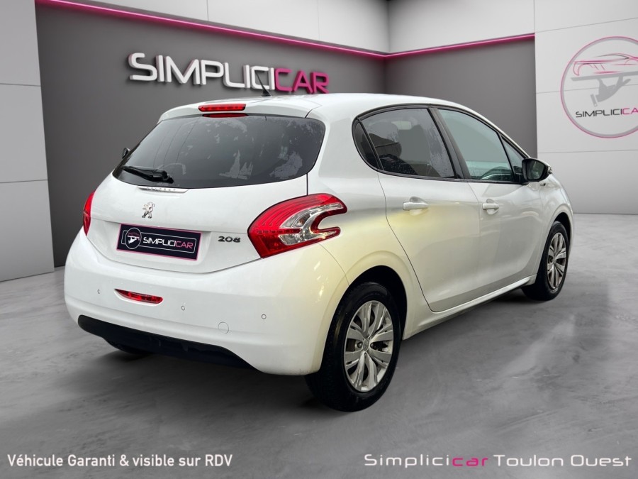 PEUGEOT d'occasion 208 I 1.4 HDI 68 STYLE de 2015 Toulon Ouest (83)﻿