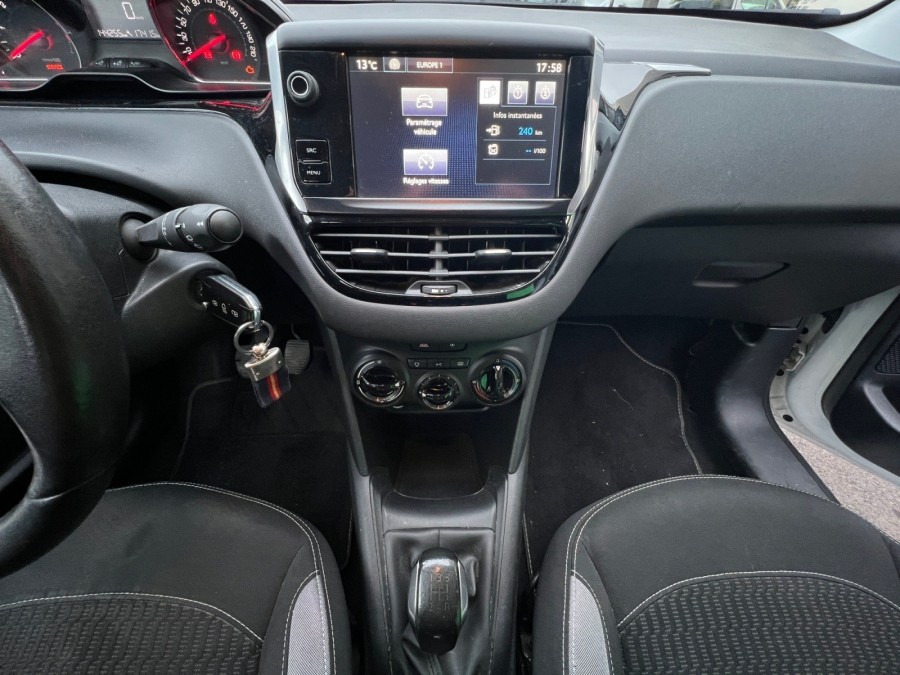 PEUGEOT d'occasion 208 I 1.4 HDI 68 STYLE de 2015 Toulon Ouest (83)﻿