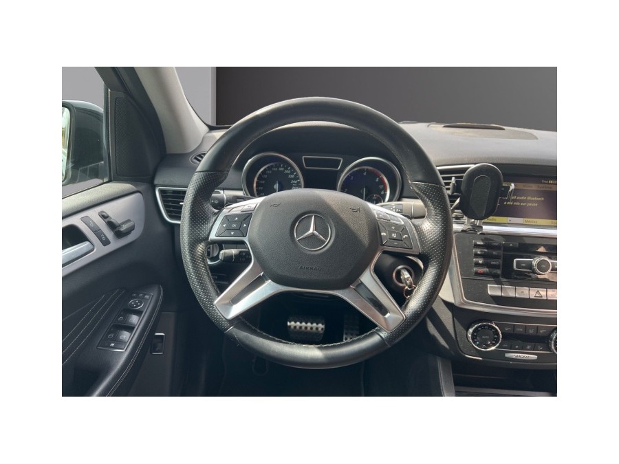 MERCEDES d'occasion CLASSE M ML 350 CDI BLUETEC de 2013 Toulon Ouest