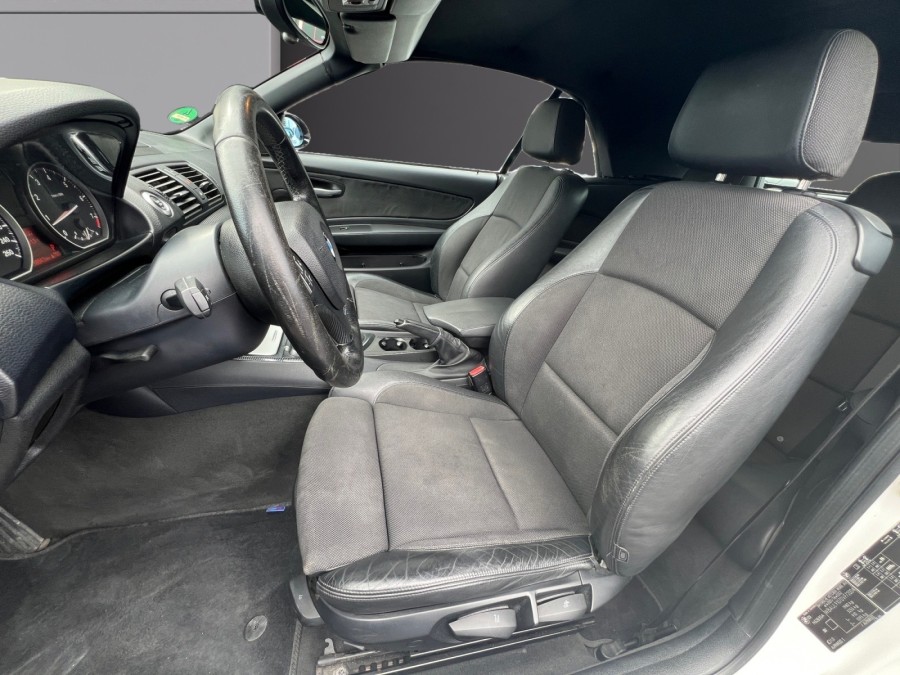 BMW d'occasion 1 DECAPOTABLE 125I SPORT DESIGN BA de 2009 Toulon