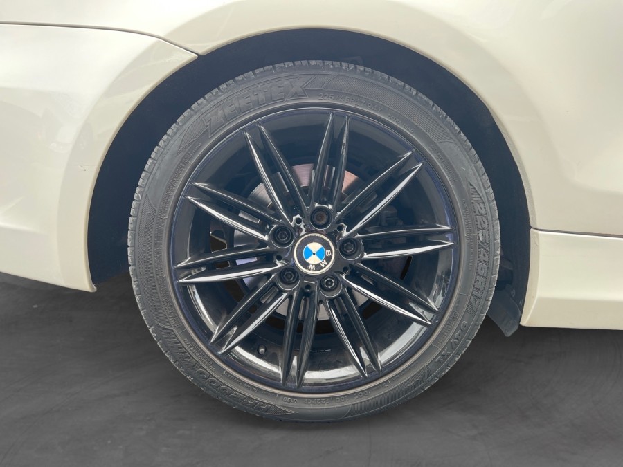 BMW d'occasion 1 DECAPOTABLE 125I SPORT DESIGN BA de 2009 Toulon