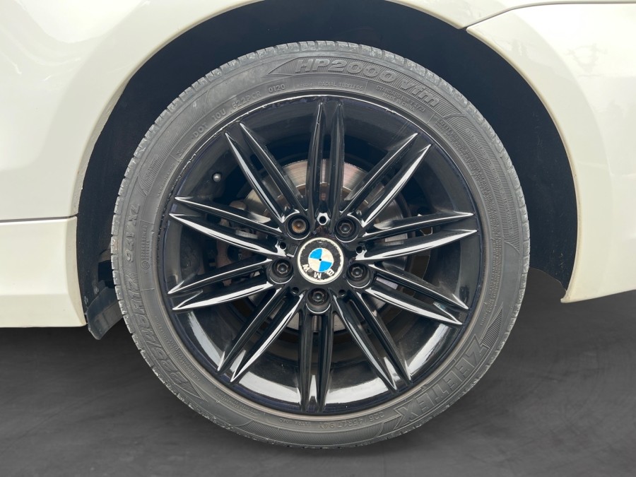 BMW d'occasion 1 DECAPOTABLE 125I SPORT DESIGN BA de 2009 Toulon