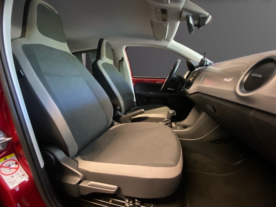 VOLKSWAGEN d'occasion UP! E-UP 2.0 83 BUSINESS de 2023 Toulon Ouest