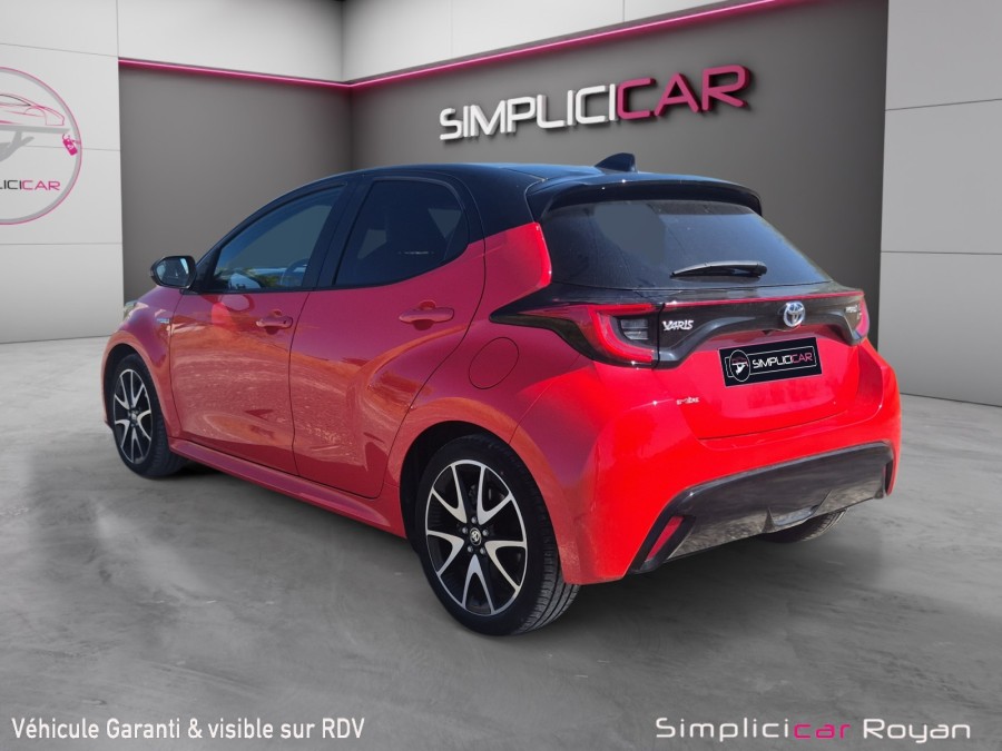 TOYOTA d'occasion YARIS TOYOTA YARIS 116H PREMIERE 5P de 2020 Royan