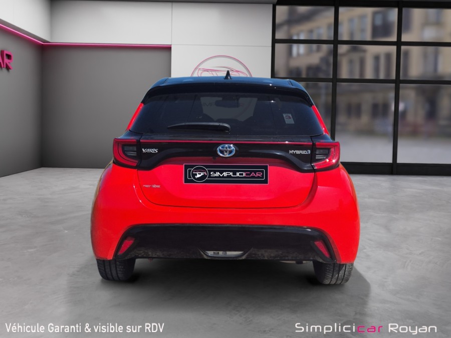 TOYOTA d'occasion YARIS TOYOTA YARIS 116H PREMIERE 5P de 2020 Royan