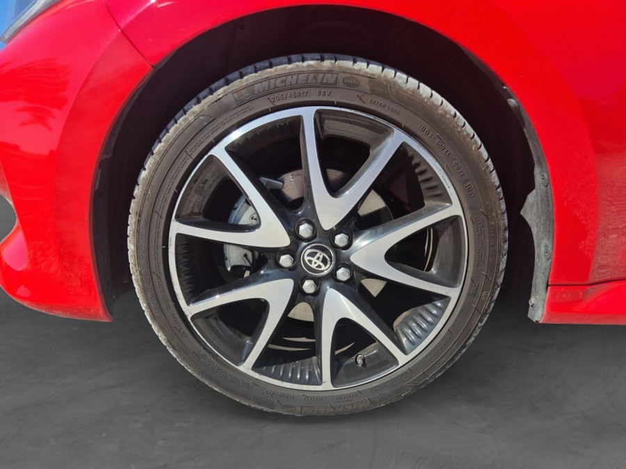 TOYOTA d'occasion YARIS TOYOTA YARIS 116H PREMIERE 5P de 2020 Royan