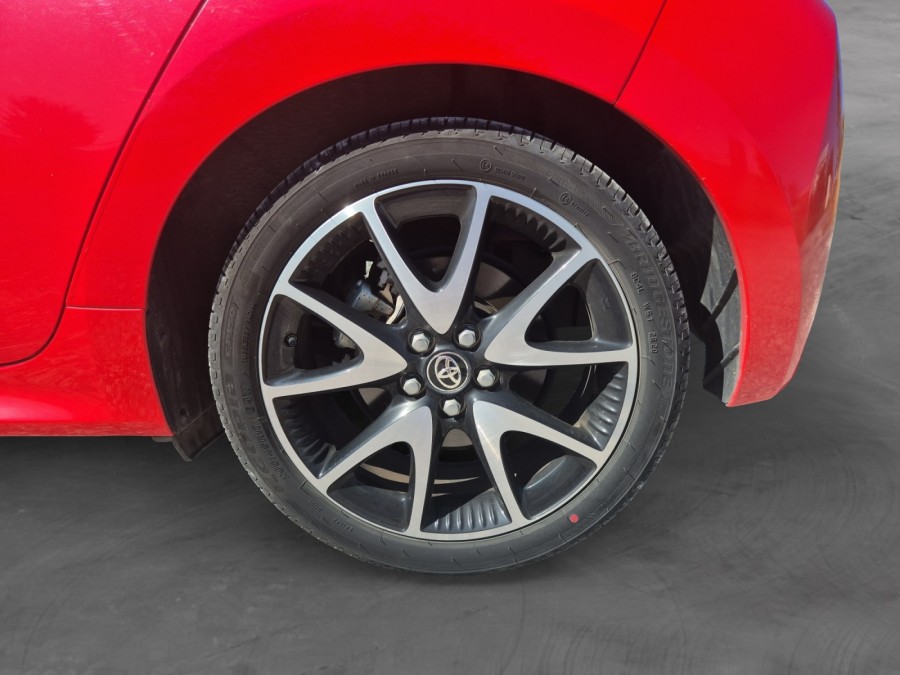 TOYOTA d'occasion YARIS TOYOTA YARIS 116H PREMIERE 5P de 2020 Royan
