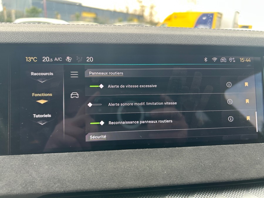 DS d'occasion DS4 1.5 BLUE HDI 130 ETOILE ALCANTARA de 2024 Caen (14)﻿