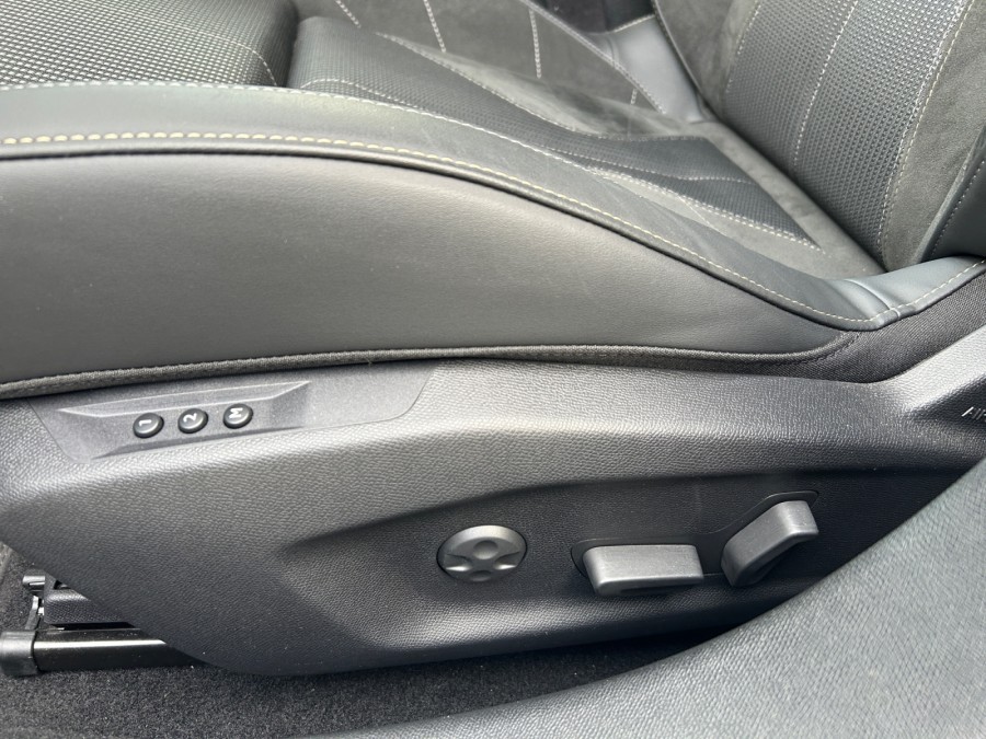 DS d'occasion DS4 1.5 BLUE HDI 130 ETOILE ALCANTARA de 2024 Caen (14)﻿