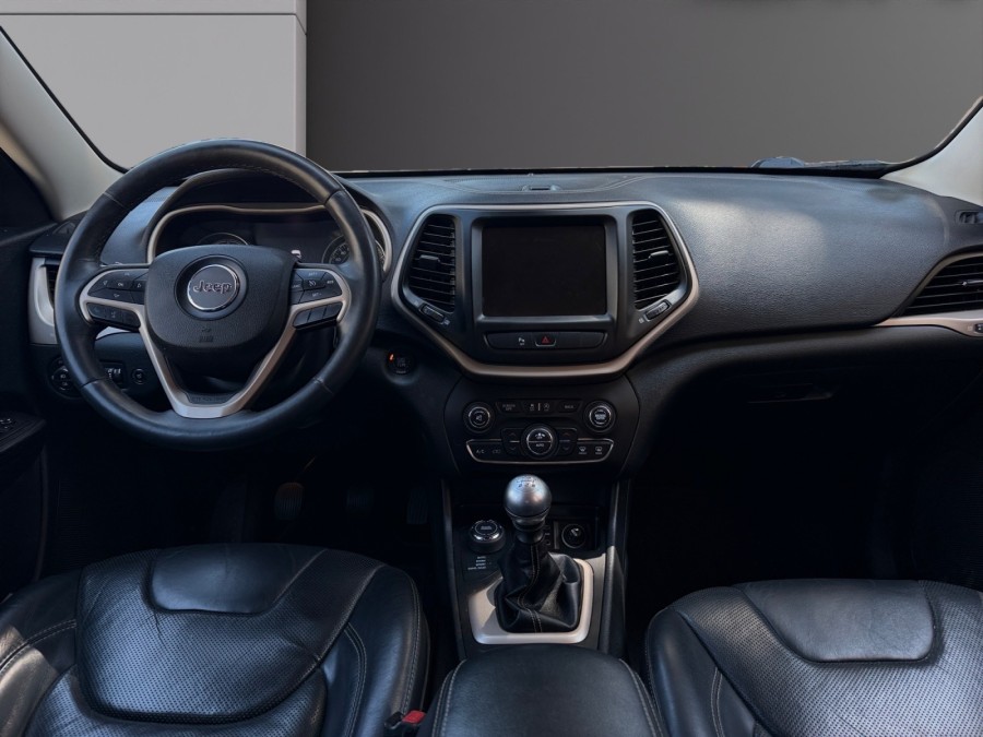 JEEP d'occasion CHEROKEE 2.0 MULTIJET 140 LIMITED 4X4 de 2015 Cannes