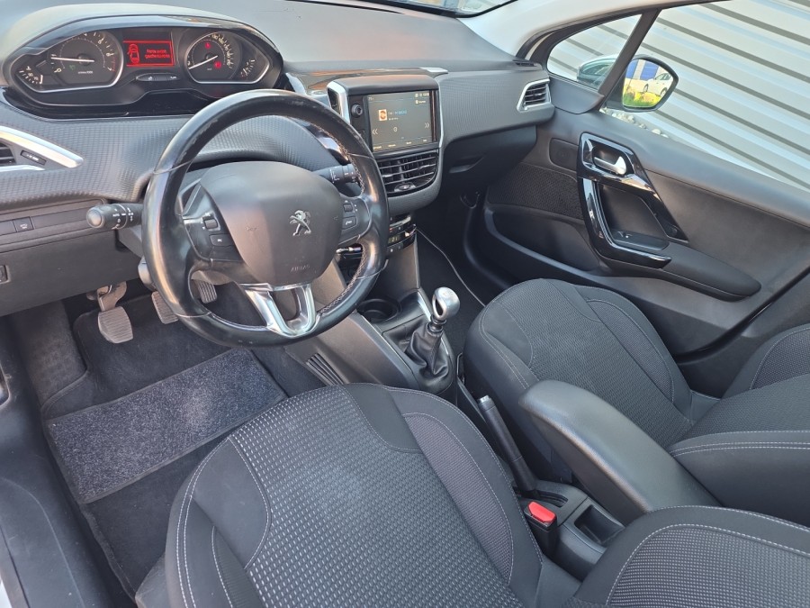 PEUGEOT d'occasion 208 1.2 PURE TECH 110 TECH EDITION de 2018 Le Puy