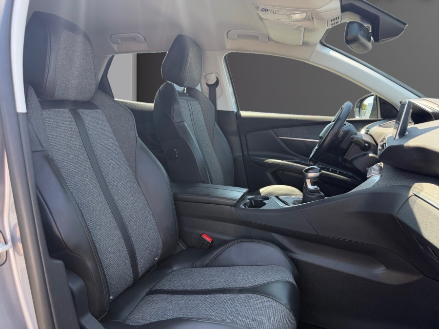 PEUGEOT d'occasion 3008 II SUV 1.5 BLUE HDI 130 ALLURE de 2018 St