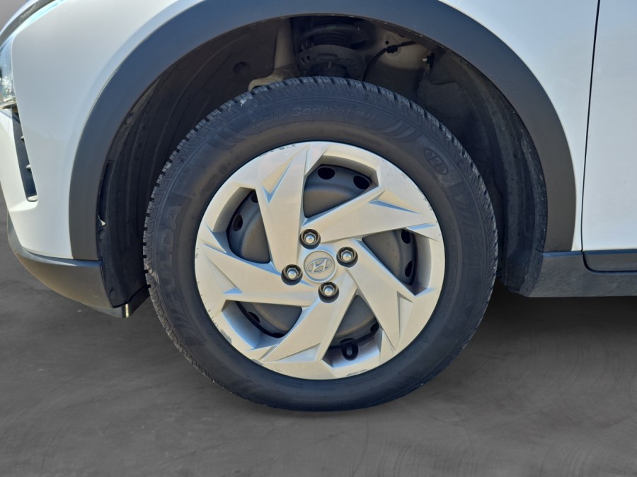 HYUNDAI d'occasion BAYON 1.0 T-GDI 100 HYBRID 48V INITIA de 2021